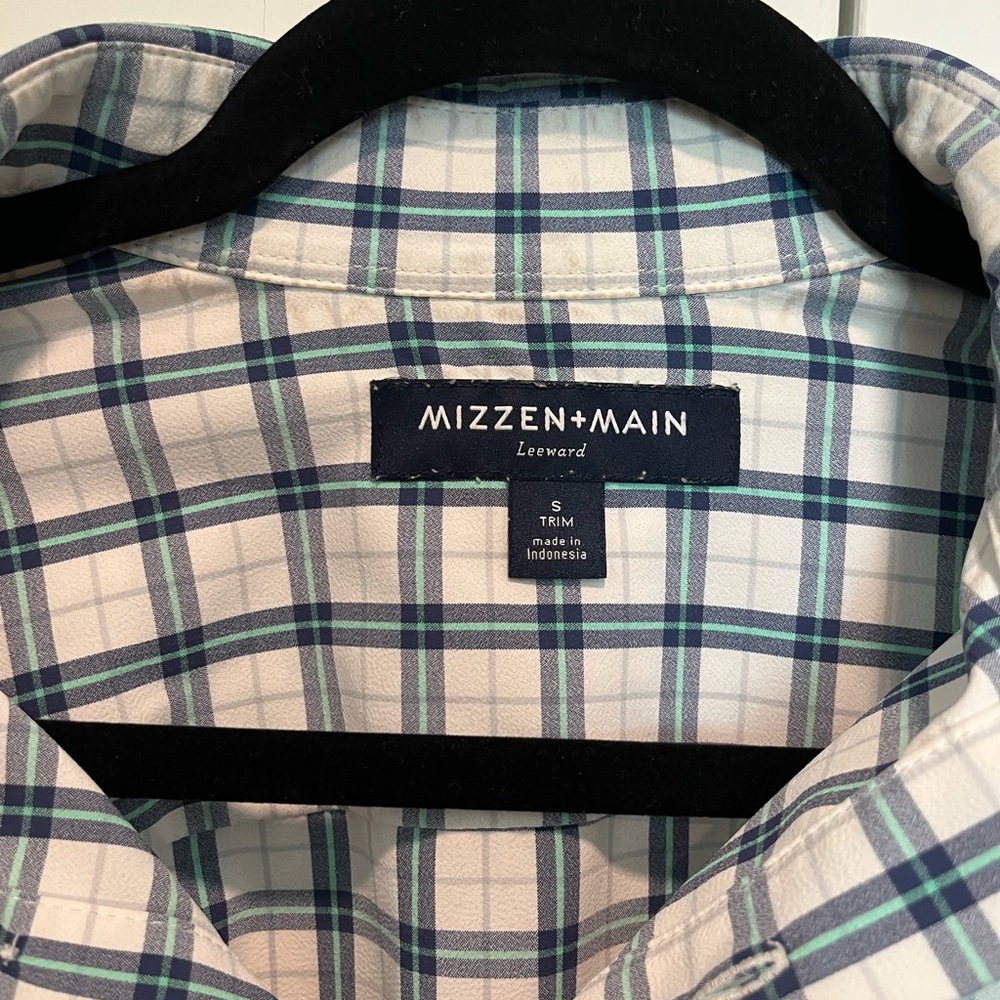 Mizzen+Main Leaward Blue and Green Casual Button Down Shirt